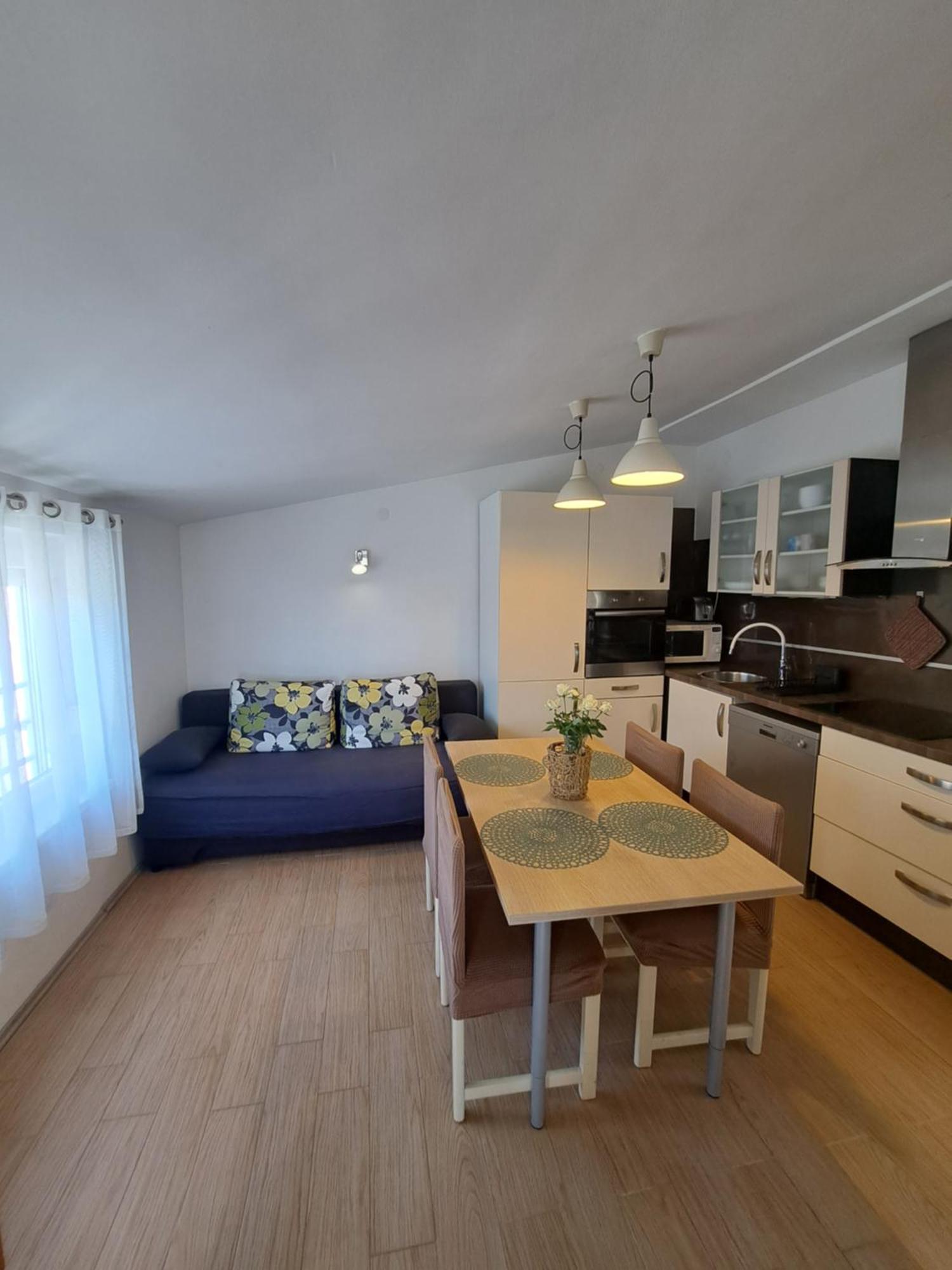 PUY Sweet Home Lustig מראה חיצוני תמונה